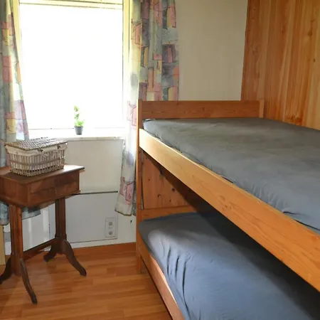 Vakantiehuis Florinka - 31km From The Sea By Interhome